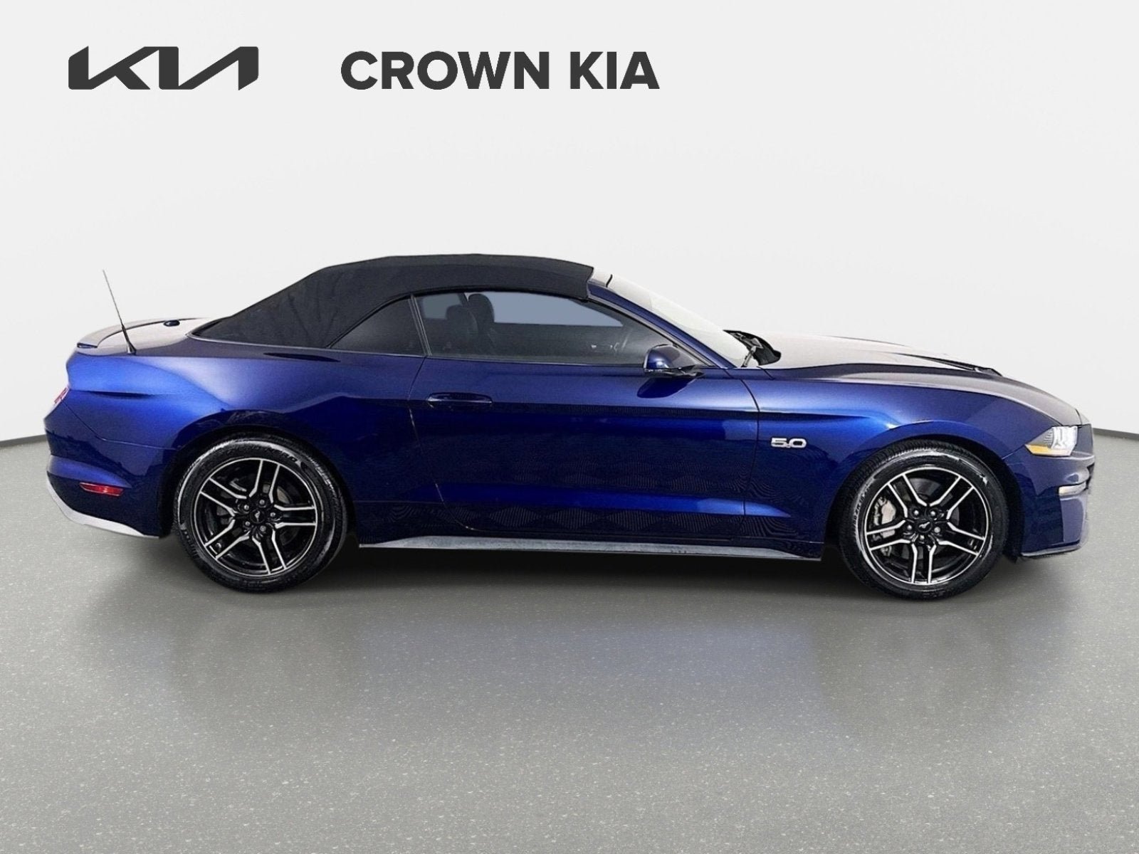Used 2019 Ford Mustang GT Premium w/ Carbon Sport Interior Package RWD image 5