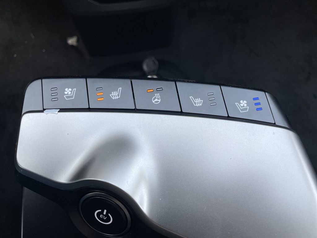 New 2025 Kia EV6 Wind image 21