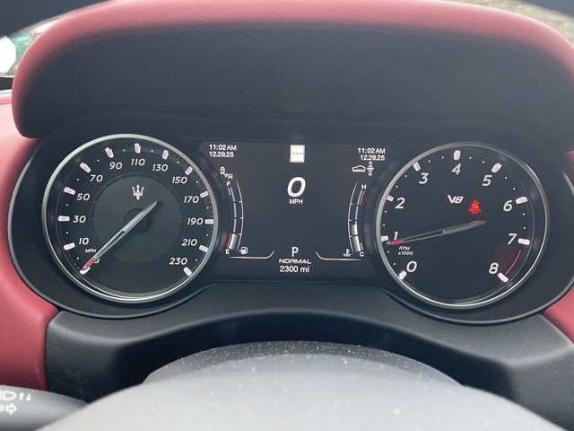 Used 2022 Maserati Levante Trofeo image 26