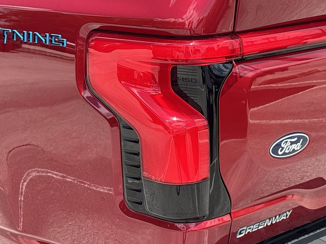New 2025 Ford F150 Lightning Platinum image 33