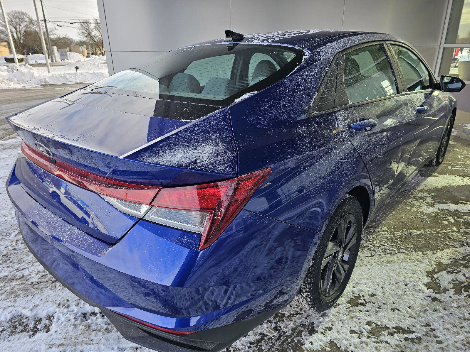 Used 2021 Hyundai Elantra SEL image 5