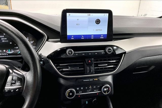 Used 2020 Ford Escape SE image 4