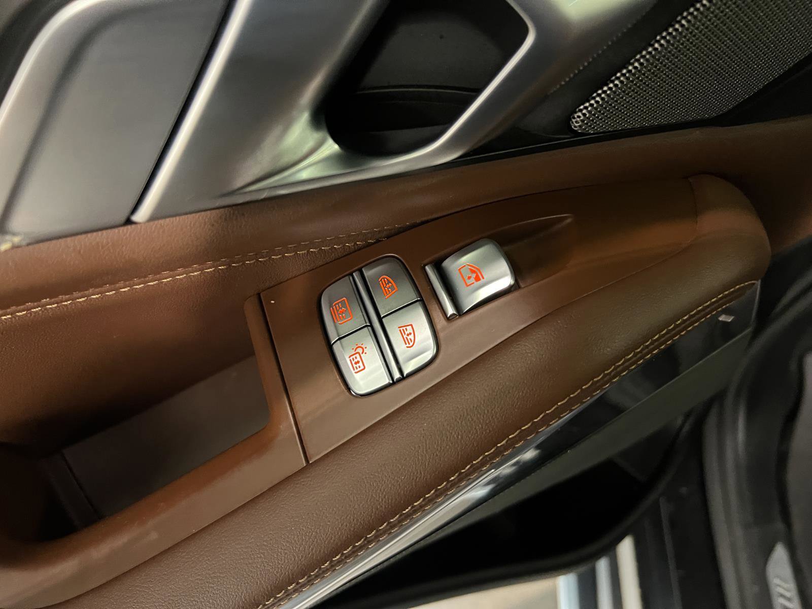 Used 2021 BMW X7 xDrive40i w/ M Sport Package image 38