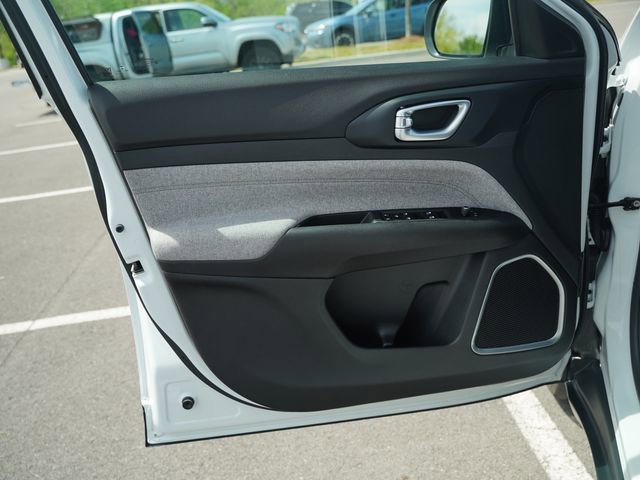 Used 2022 Jeep Compass Latitude image 14