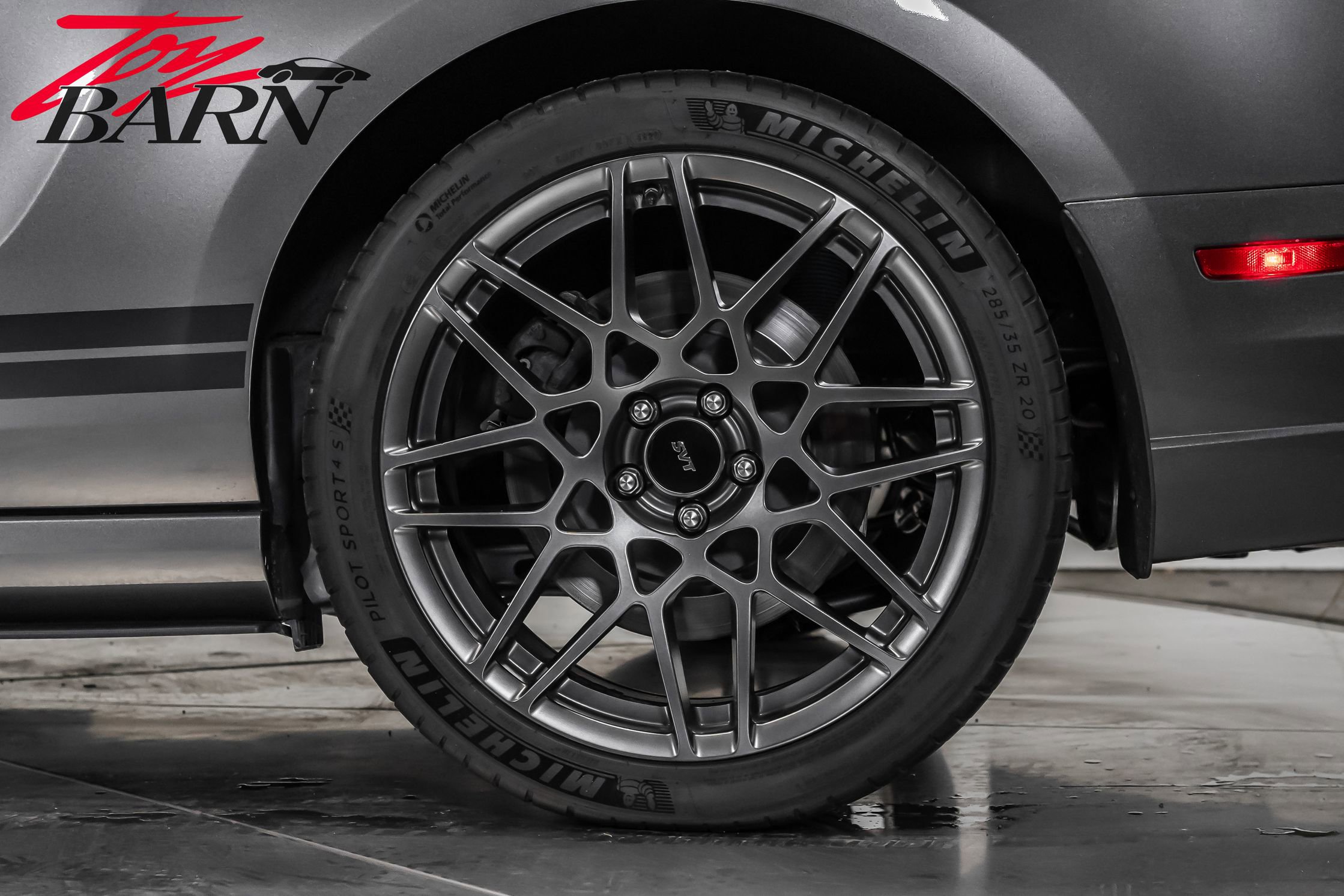 Used 2014 Ford Mustang Shelby GT500 w/ Equipment Group 821A image 19