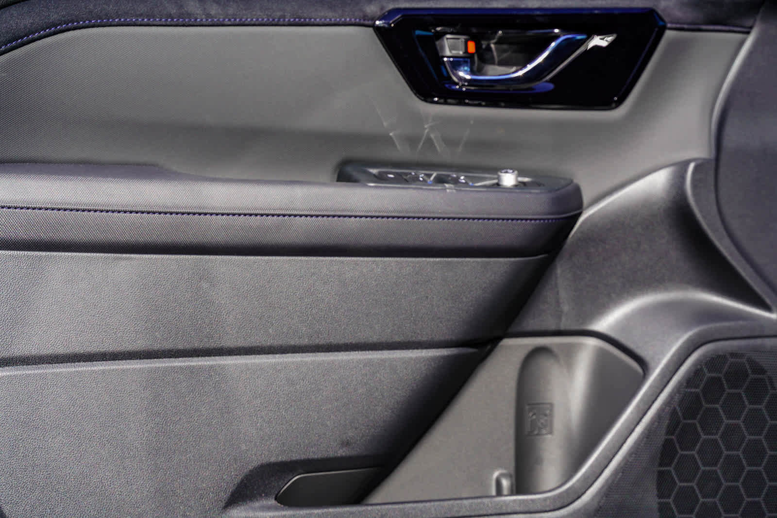 New 2025 Subaru Forester Limited image 21