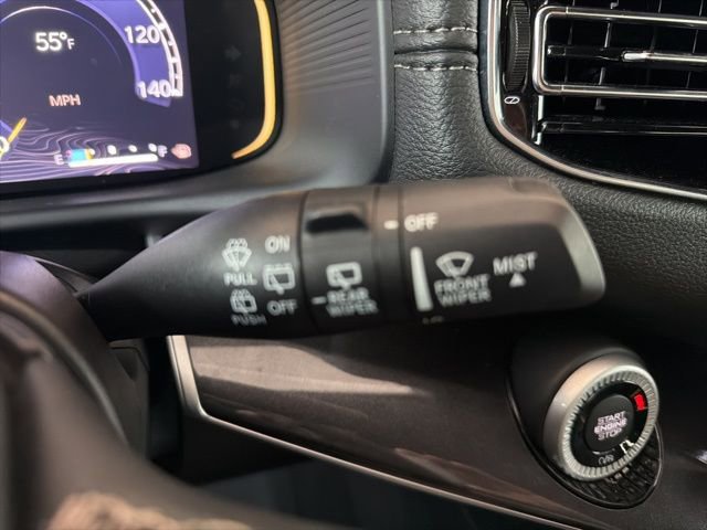 Used 2023 Jeep Wagoneer 2WD image 27