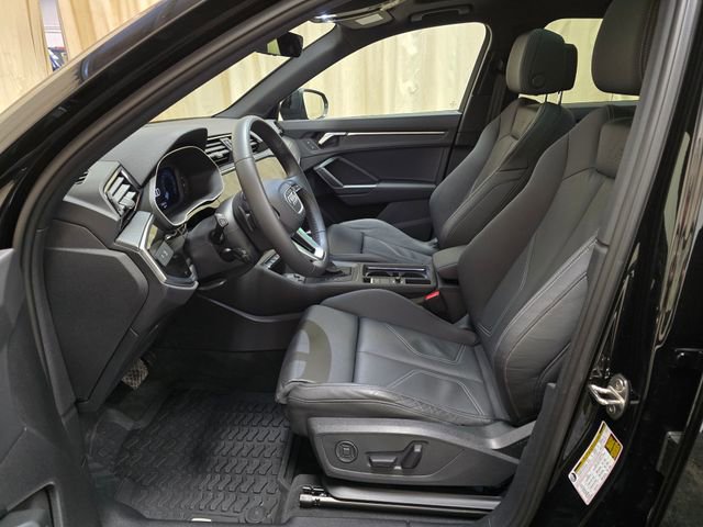 Certified 2025 Audi Q3 2.0T Premium w/ Convenience Package image 17