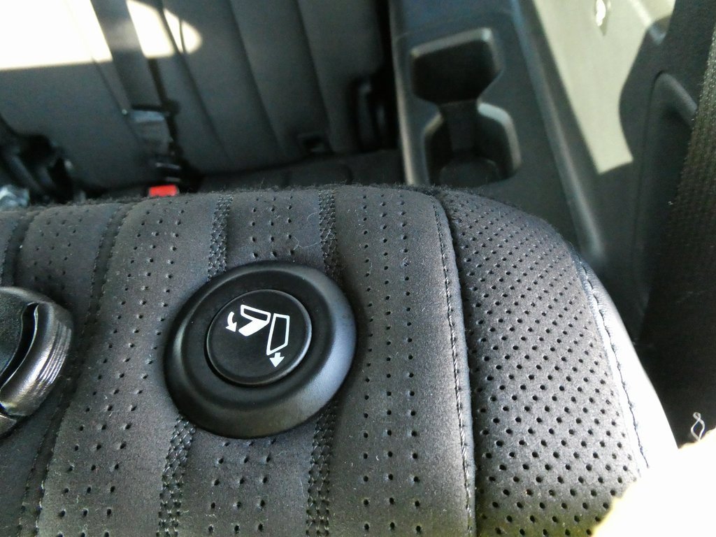 Used 2024 Hyundai Palisade Calligraphy image 23