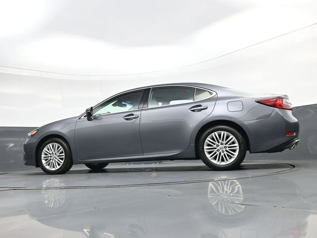 Used 2017 Lexus ES 350 w/ Premium Package FWD image 36