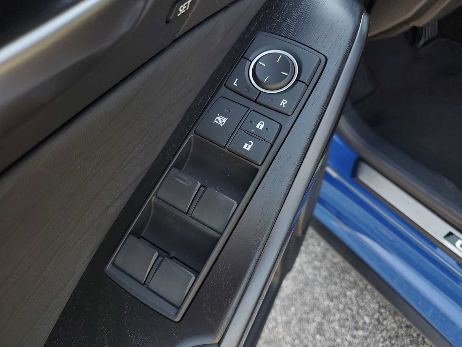 Used 2023 Lexus IS 300 w/ Premium Package RWD image 33