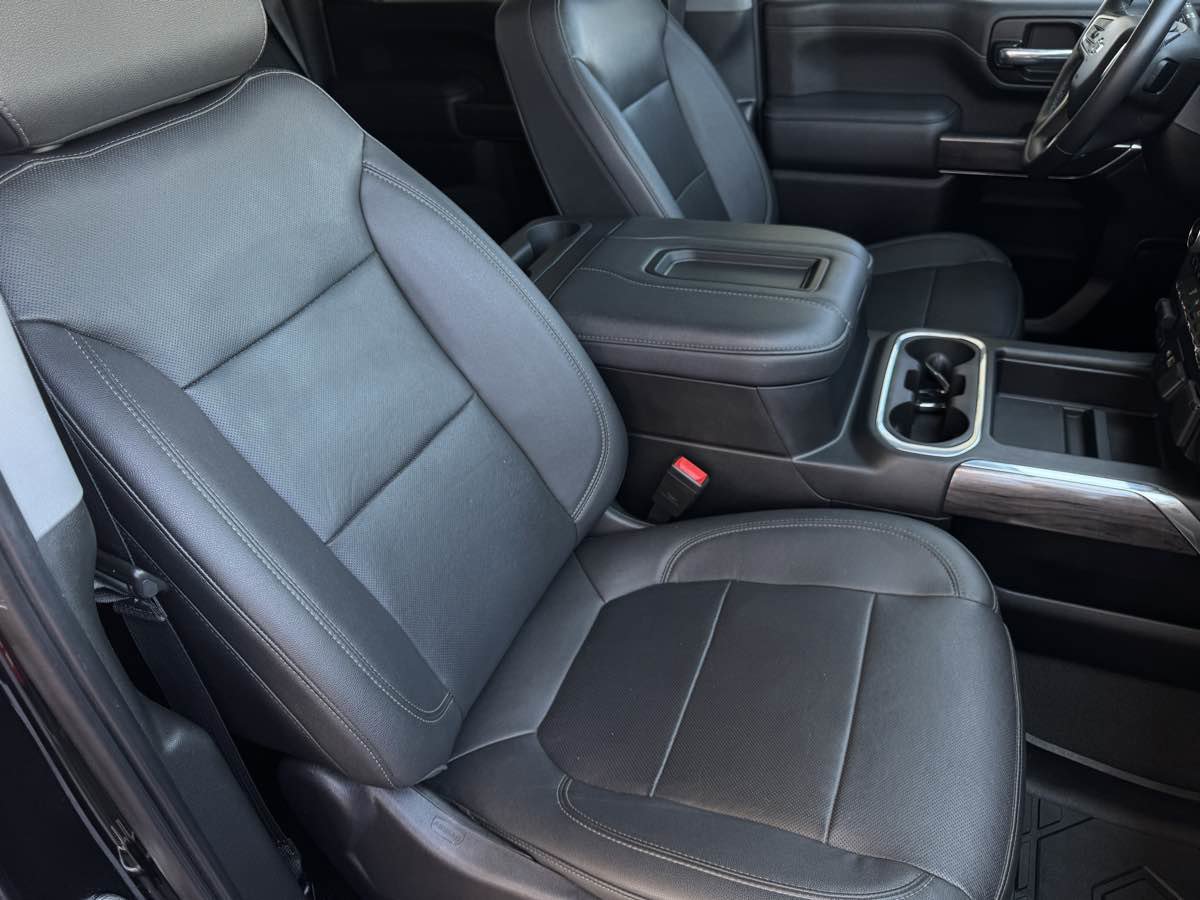 Used 2022 Chevrolet Silverado 3500 LTZ w/ LTZ Plus Package image 23