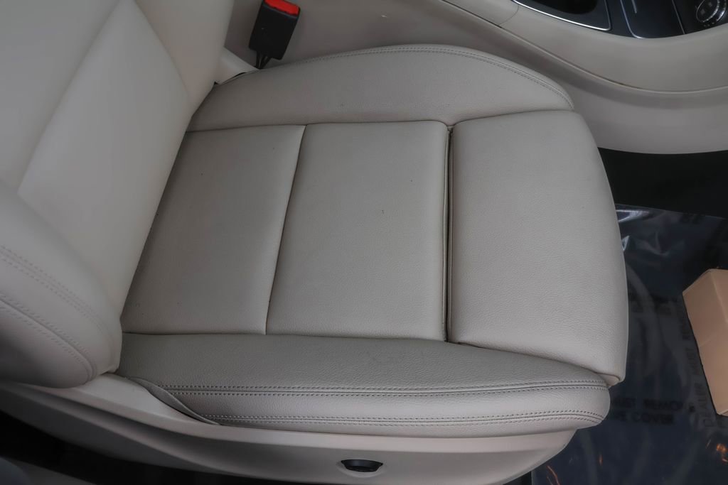 Used 2018 Mercedes-Benz CLA 250 4MATIC image 34