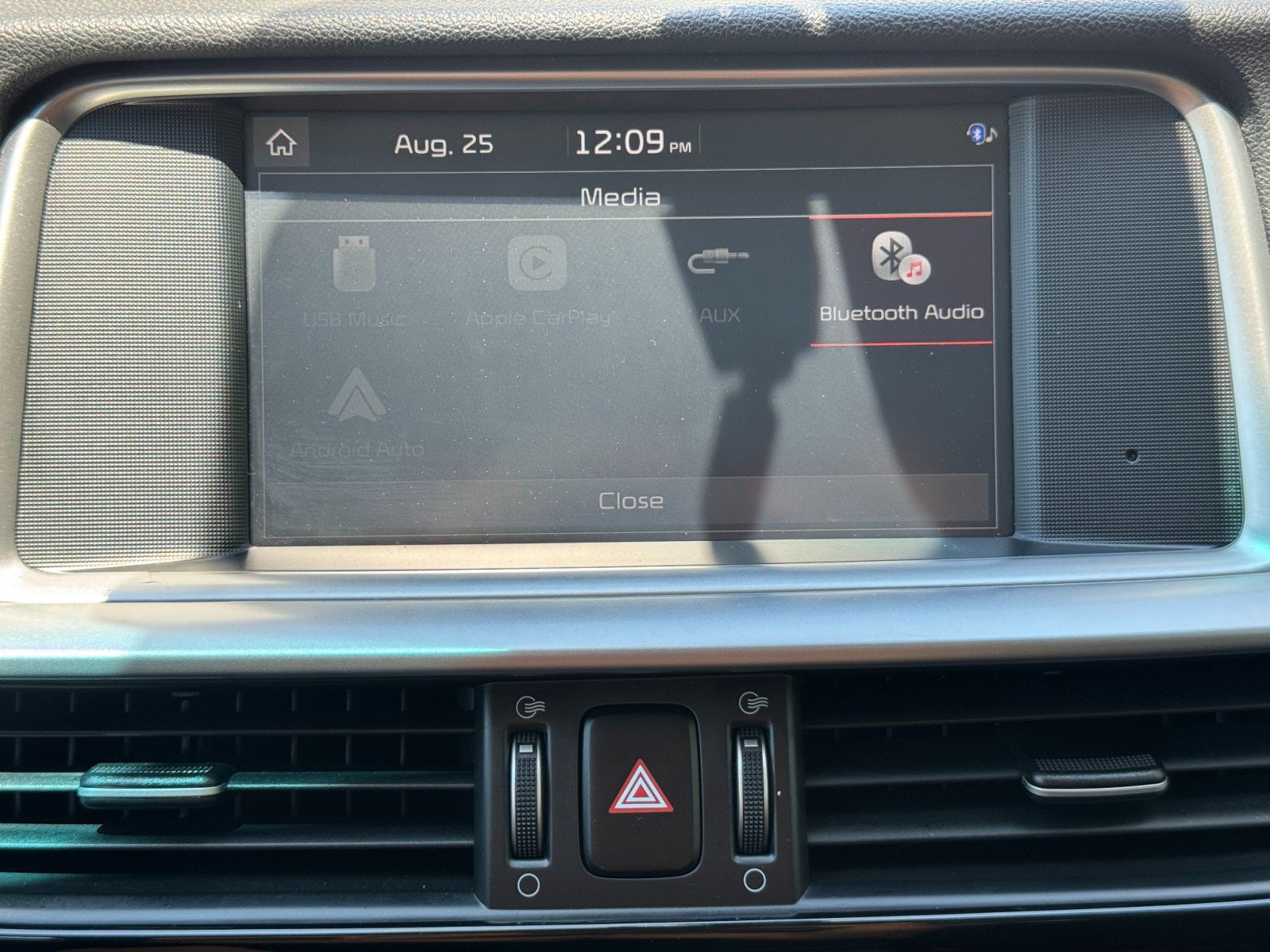 Used 2020 Kia Optima LX FWD image 22