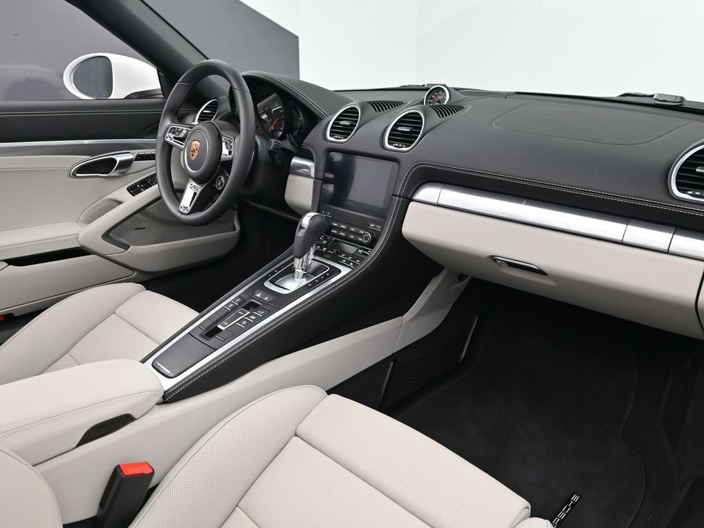Certified 2025 Porsche 718 Boxster GTS image 11