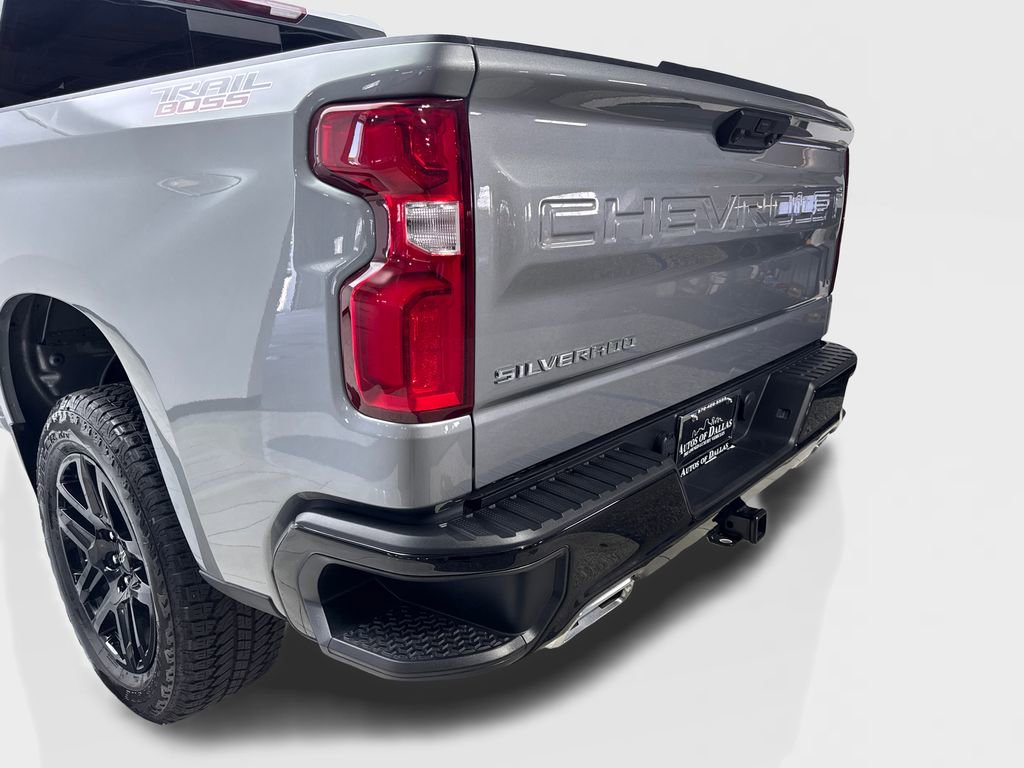 Used 2025 Chevrolet Silverado 1500 LT Trail Boss w/ Convenience Package II image 19