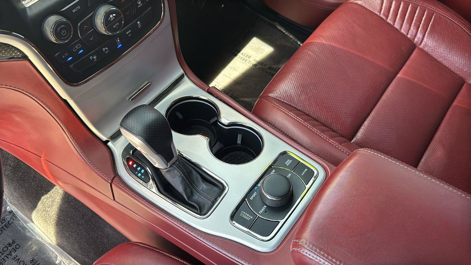 Used 2018 Jeep Grand Cherokee Trackhawk AWD/4WD image 18