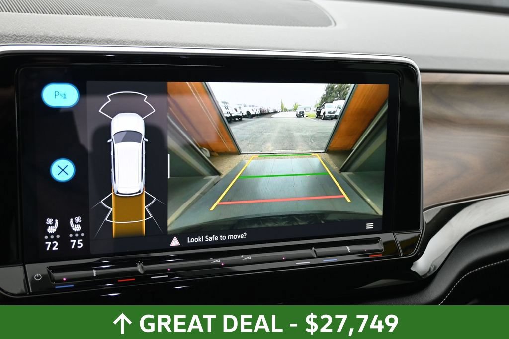 Used 2024 Volkswagen Atlas SE AWD/4WD image 31