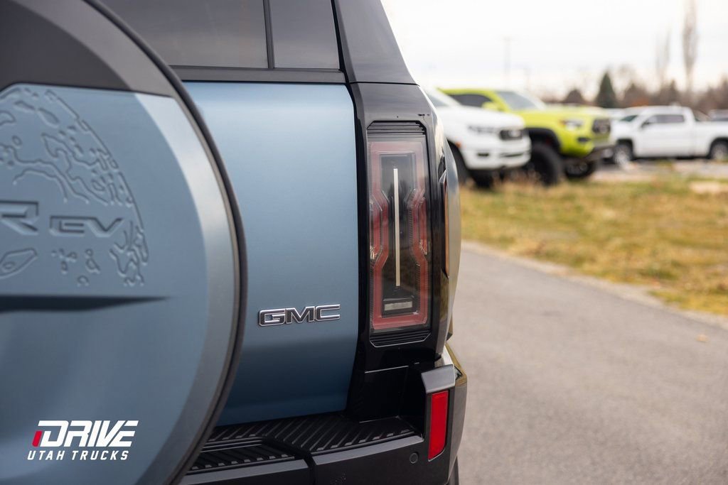 Used 2024 GMC Hummer EV 3X w/ Omega Edition image 13