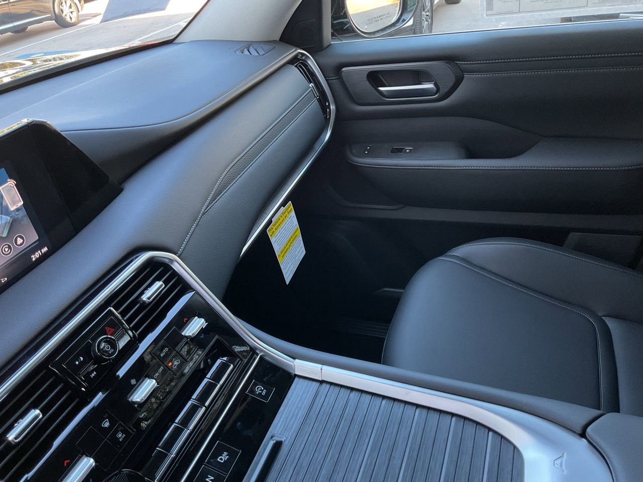 New 2026 Nissan Armada SV image 40