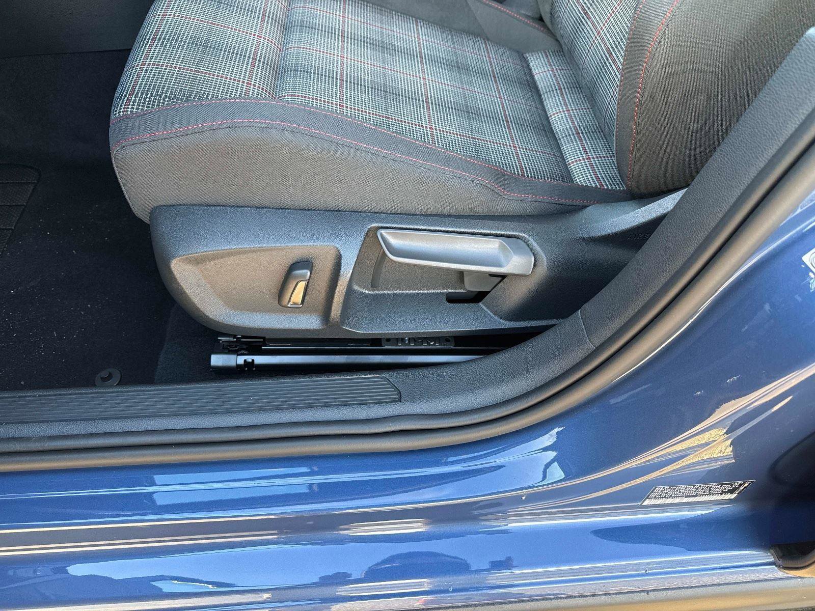 New 2026 Volkswagen Golf S image 30