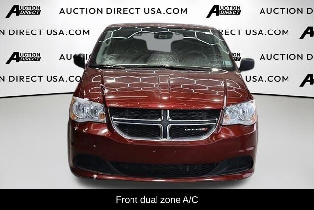 Used 2019 Dodge Grand Caravan SE image 3