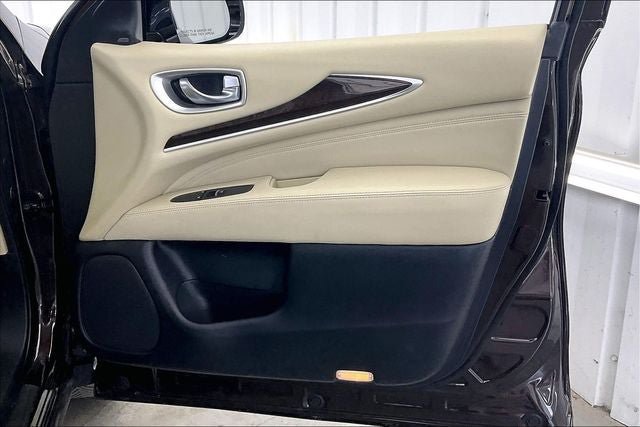 Used 2019 INFINITI QX60 Luxe w/ Sensory Package AWD/4WD image 23