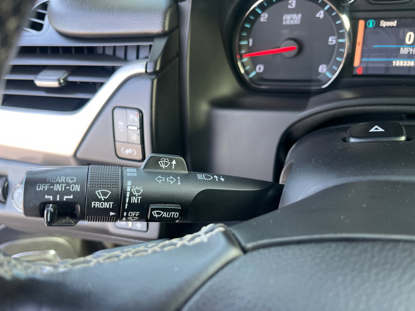 Used 2015 Chevrolet Tahoe LT w/ Luxury Package image 12