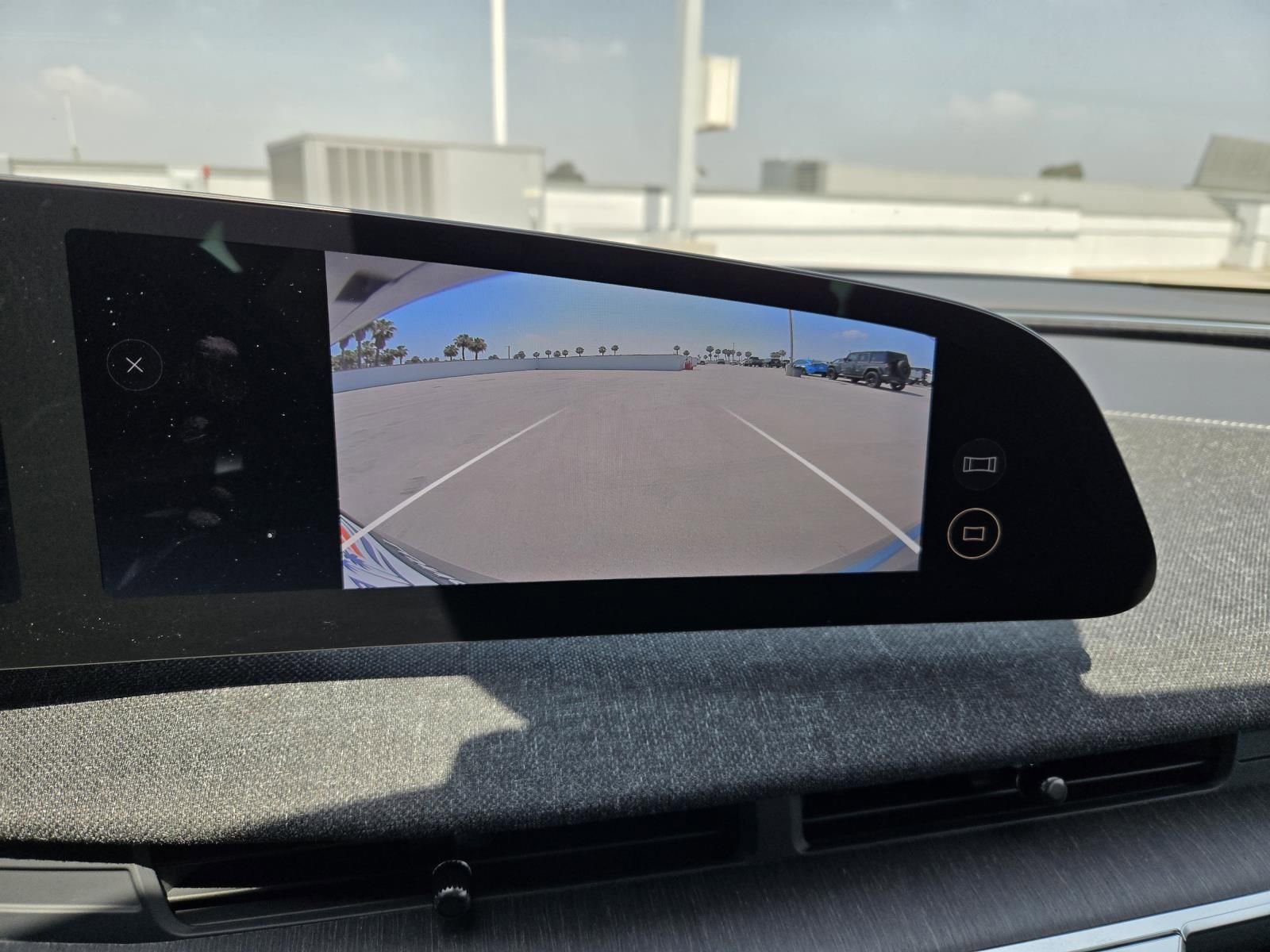 Used 2024 Lucid Air Pure RWD image 10