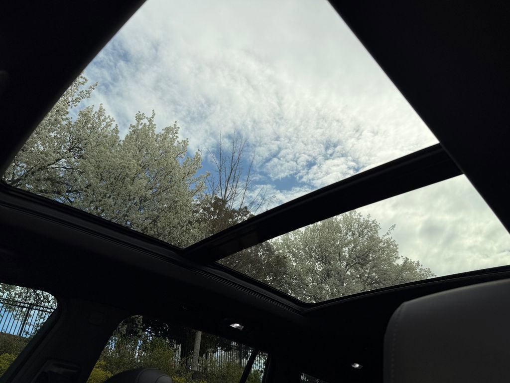 Used 2020 Cadillac XT6 Premium Luxury image 30