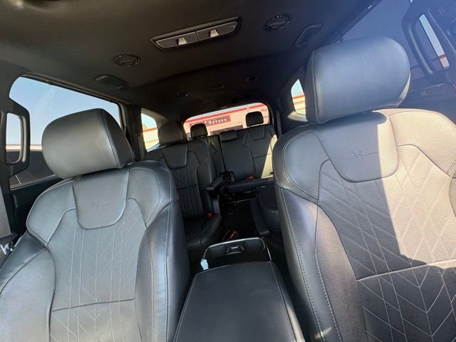 Used 2024 Kia Telluride EX X-Line AWD/4WD image 8