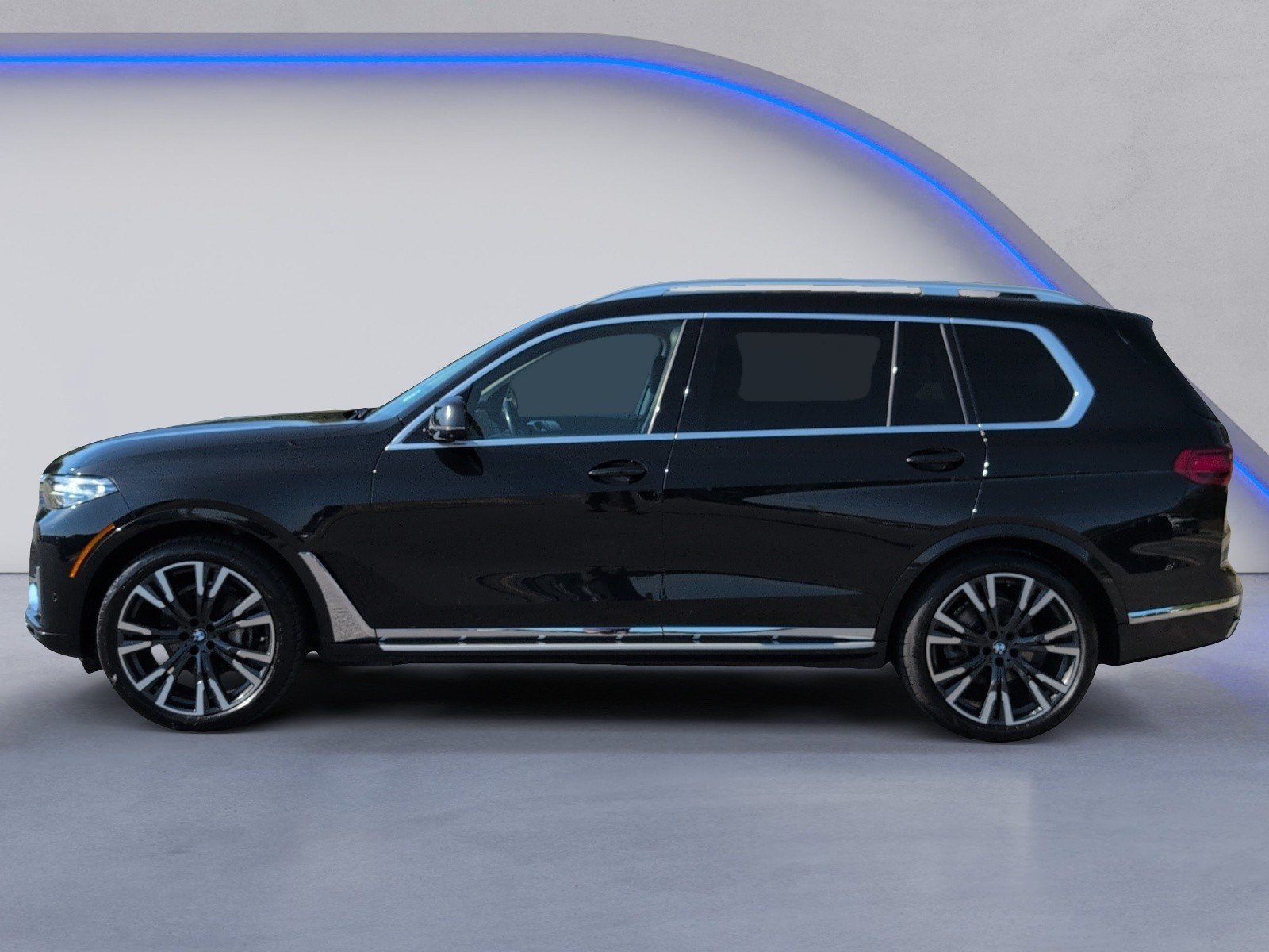Used 2020 BMW X7 xDrive40i w/ Premium Package AWD/4WD image 3