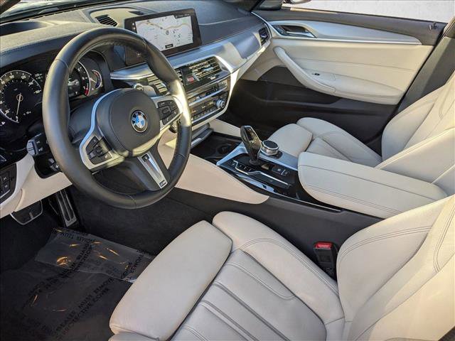Used 2017 BMW 540i xDrive image 9