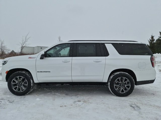 Certified 2024 Chevrolet Suburban Z71 w/ Luxury Package image 12