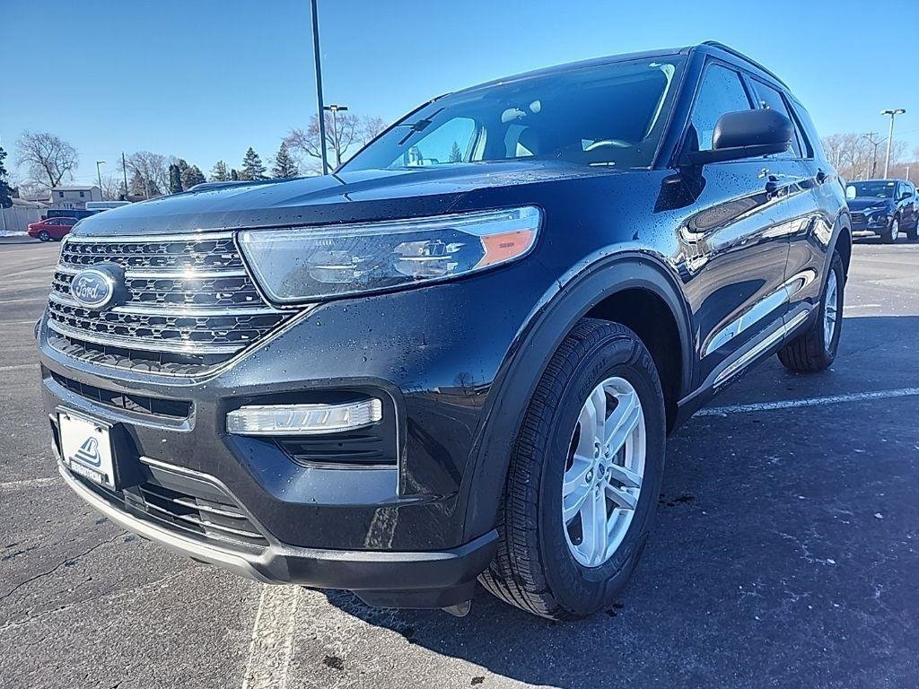 Certified 2023 Ford Explorer XLT w/ Equipment Group 202A