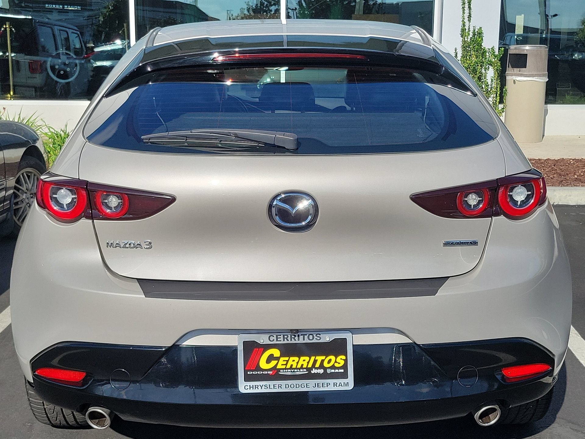 Used 2025 MAZDA MAZDA3 s Sport FWD image 15