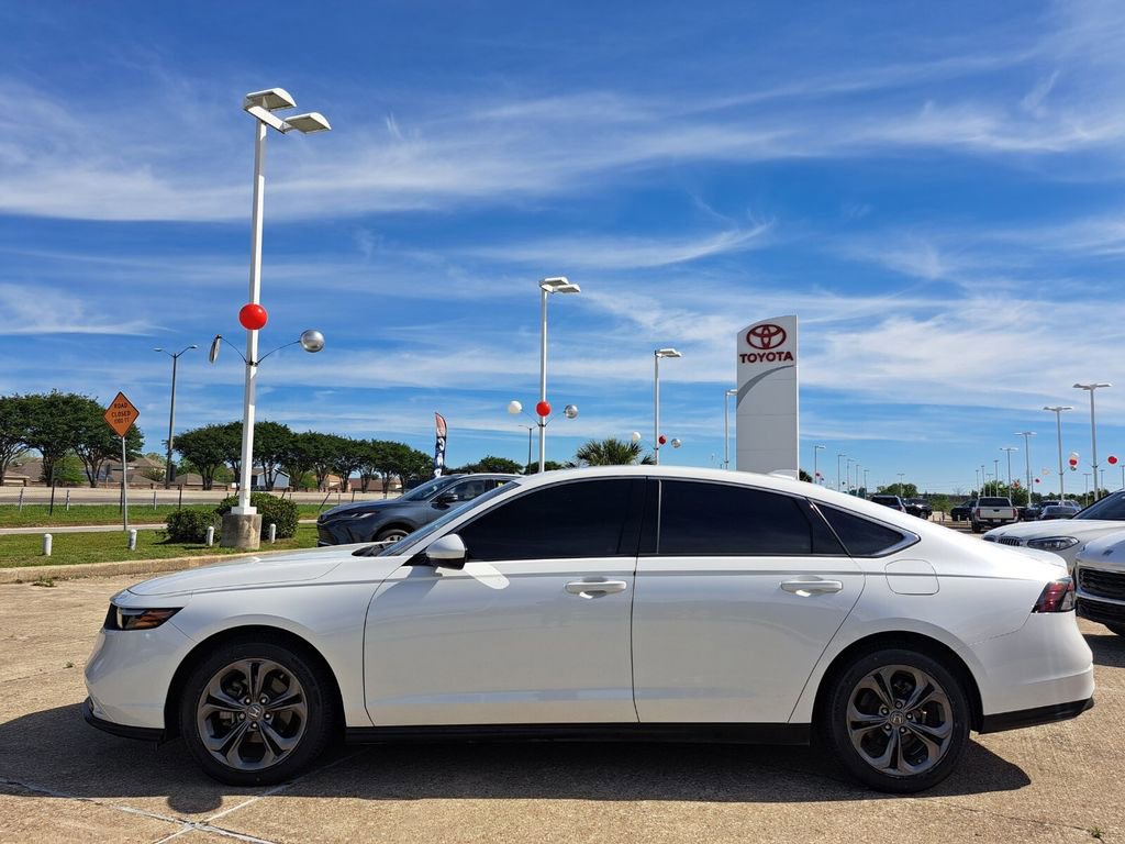 Used 2024 Honda Accord EX image 8