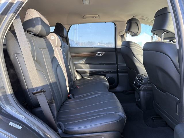 Used 2024 Genesis GV80 2.5T image 16