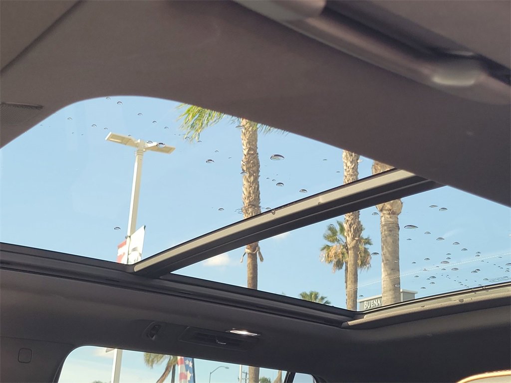 Used 2021 GMC Yukon XL AT4 w/ AT4 Premium Plus Package image 19