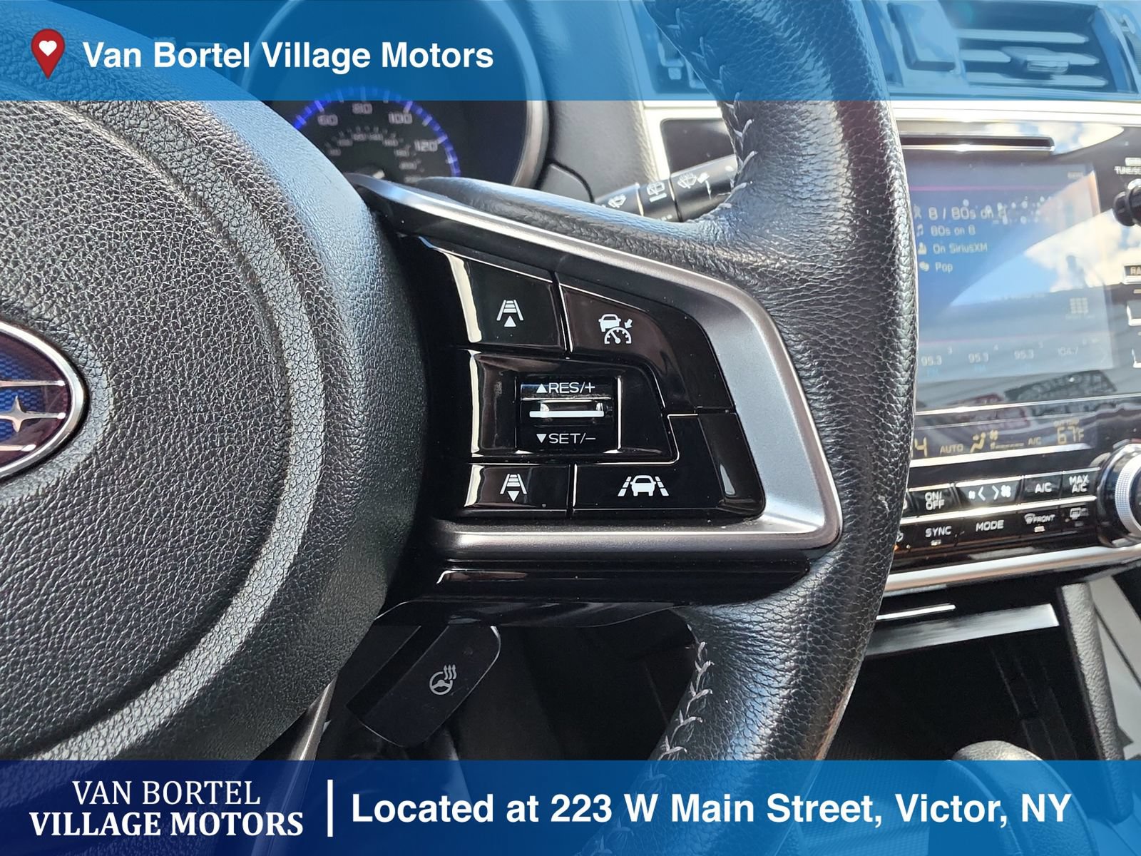Used 2019 Subaru Outback 3.6R Touring AWD/4WD image 18