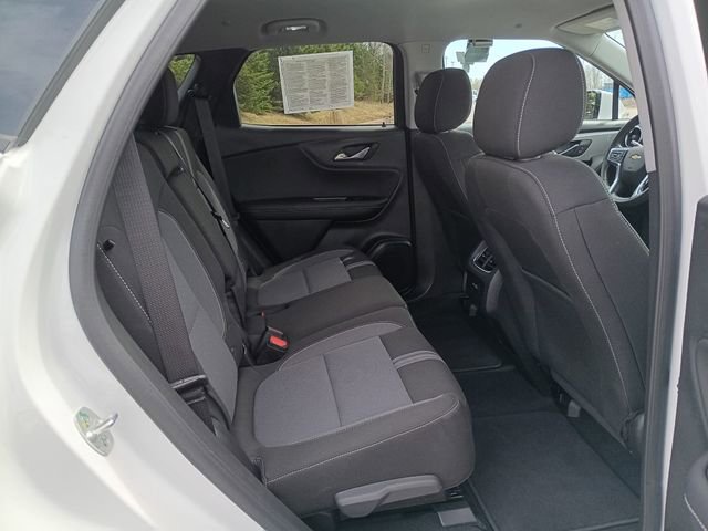 Used 2025 Chevrolet Blazer LT AWD/4WD image 16