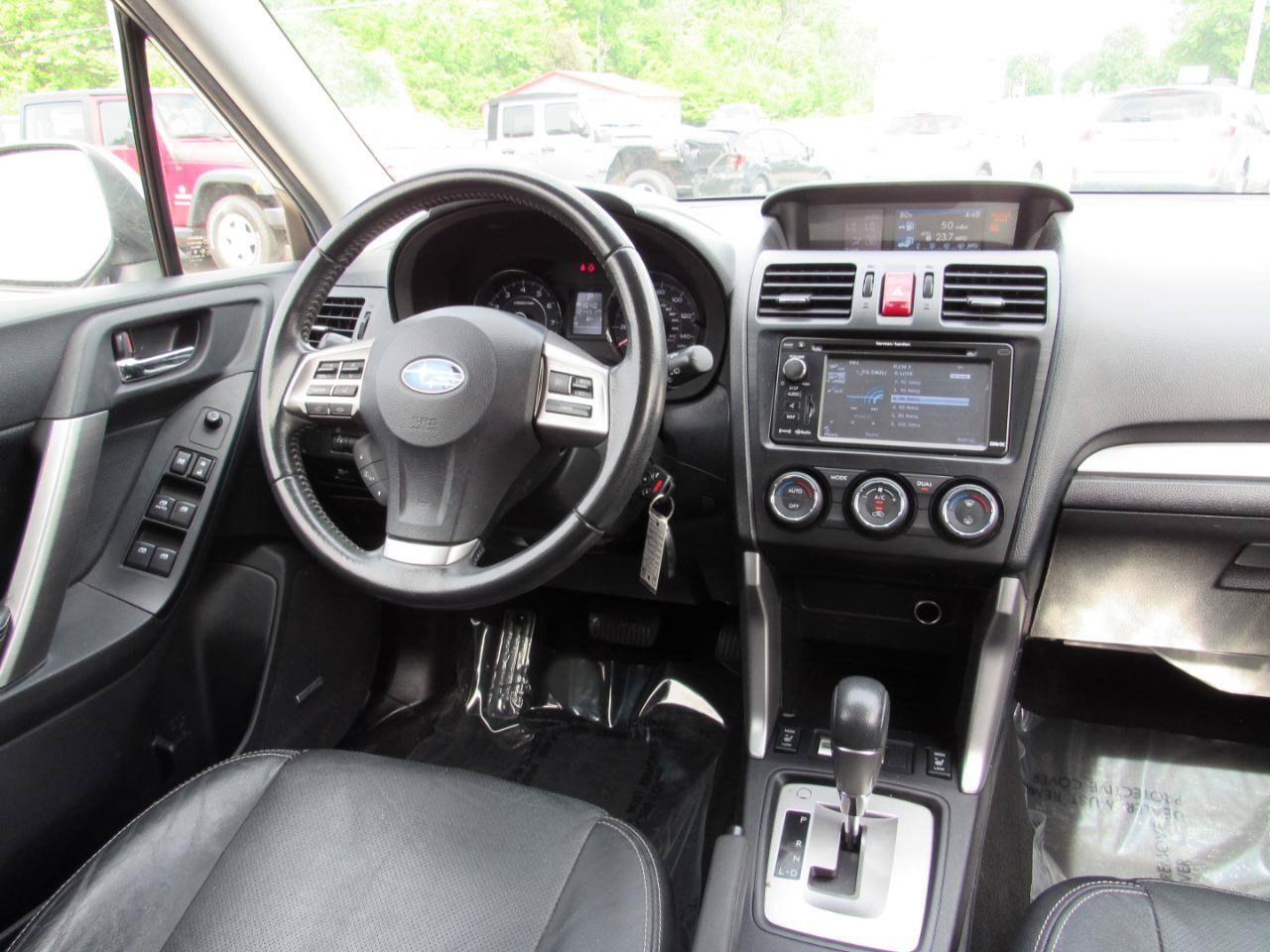Used 2014 Subaru Forester 2.5i Touring AWD/4WD image 9