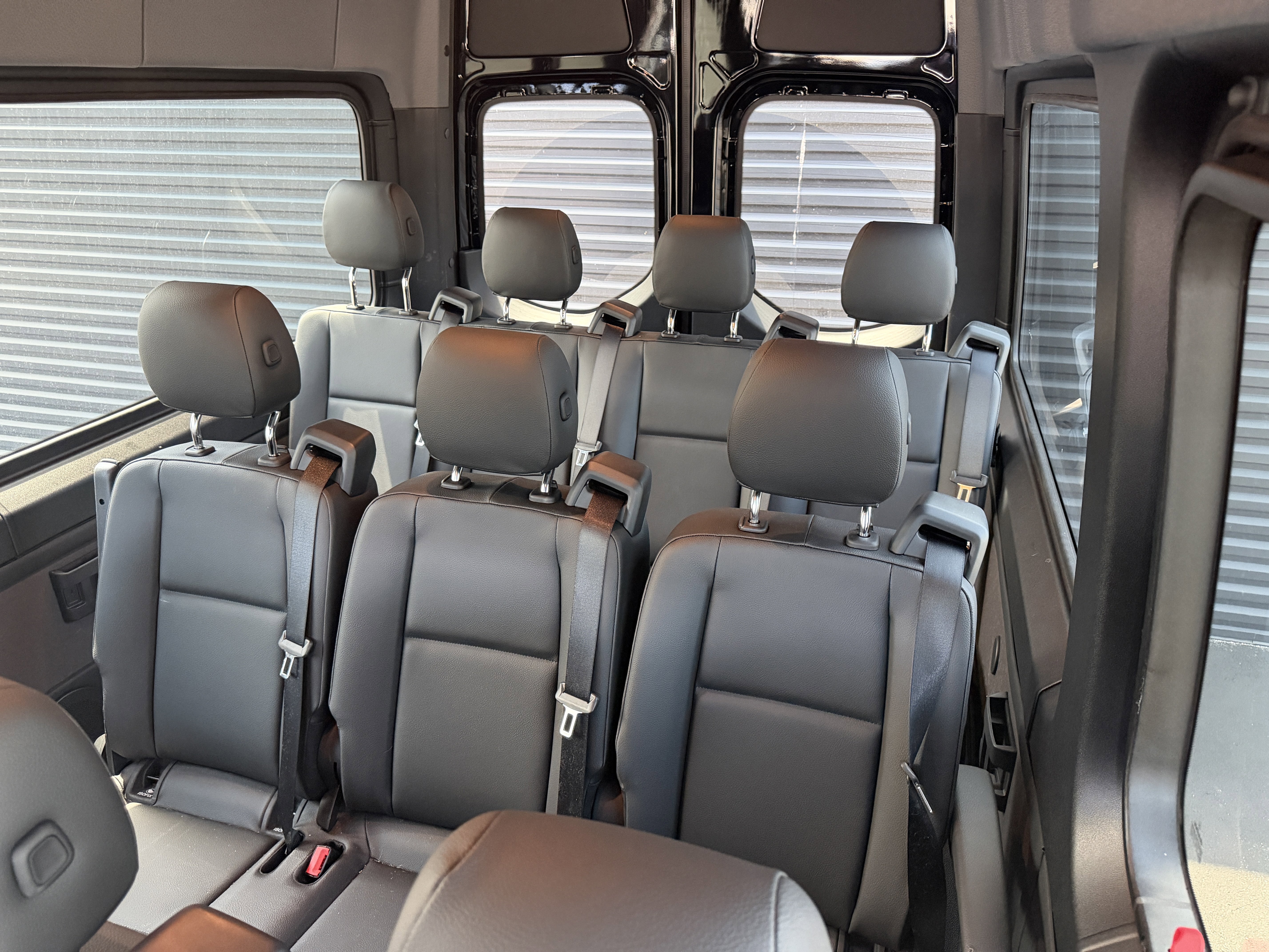 Used 2024 Mercedes-Benz Sprinter 2500 image 16