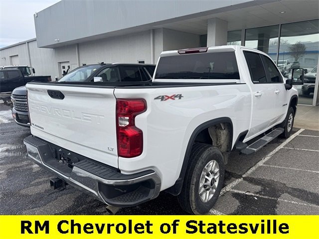 Used 2025 Chevrolet Silverado 2500 LT w/ Convenience Package image 3
