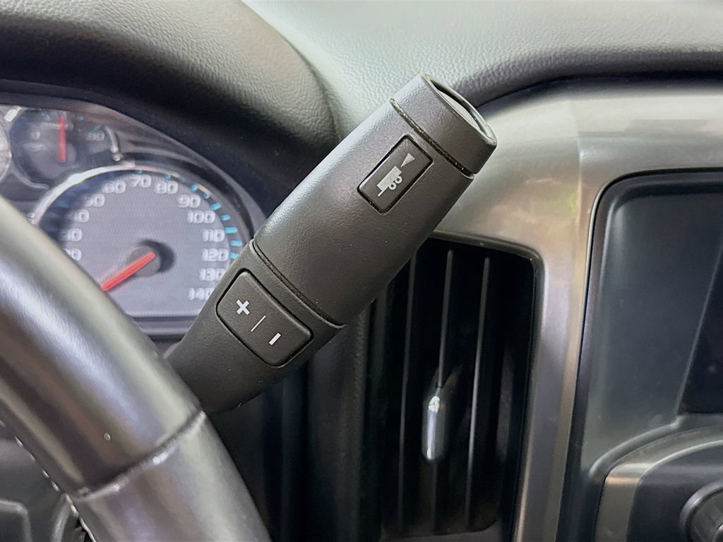 Used 2018 Chevrolet Silverado 1500 LT w/ All Star Edition AWD/4WD image 8