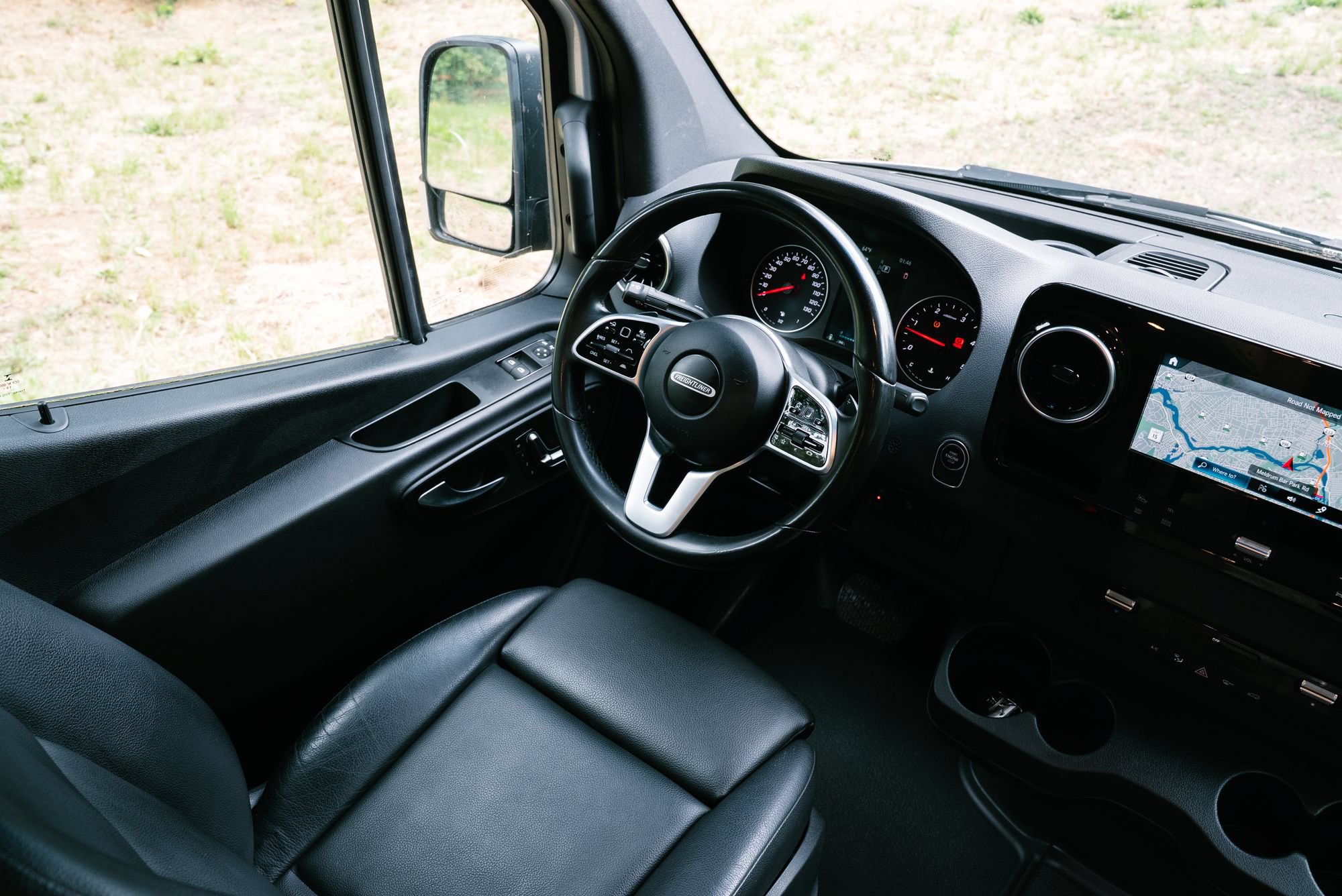 Used 2020 Freightliner Sprinter 2500 AWD/4WD image 27