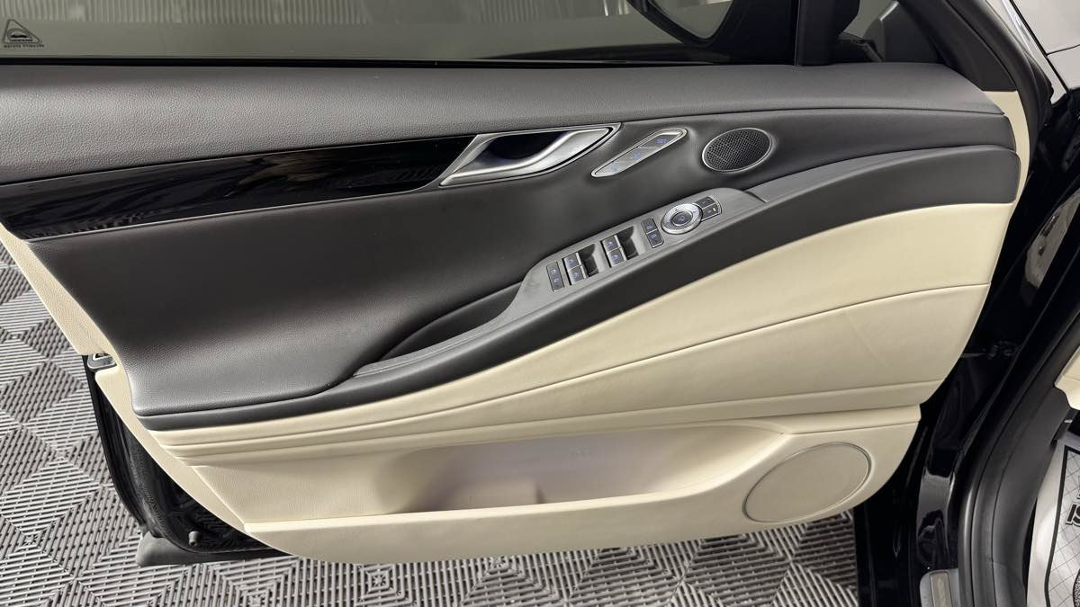 Used 2021 Genesis G80 2.5T AWD/4WD image 14