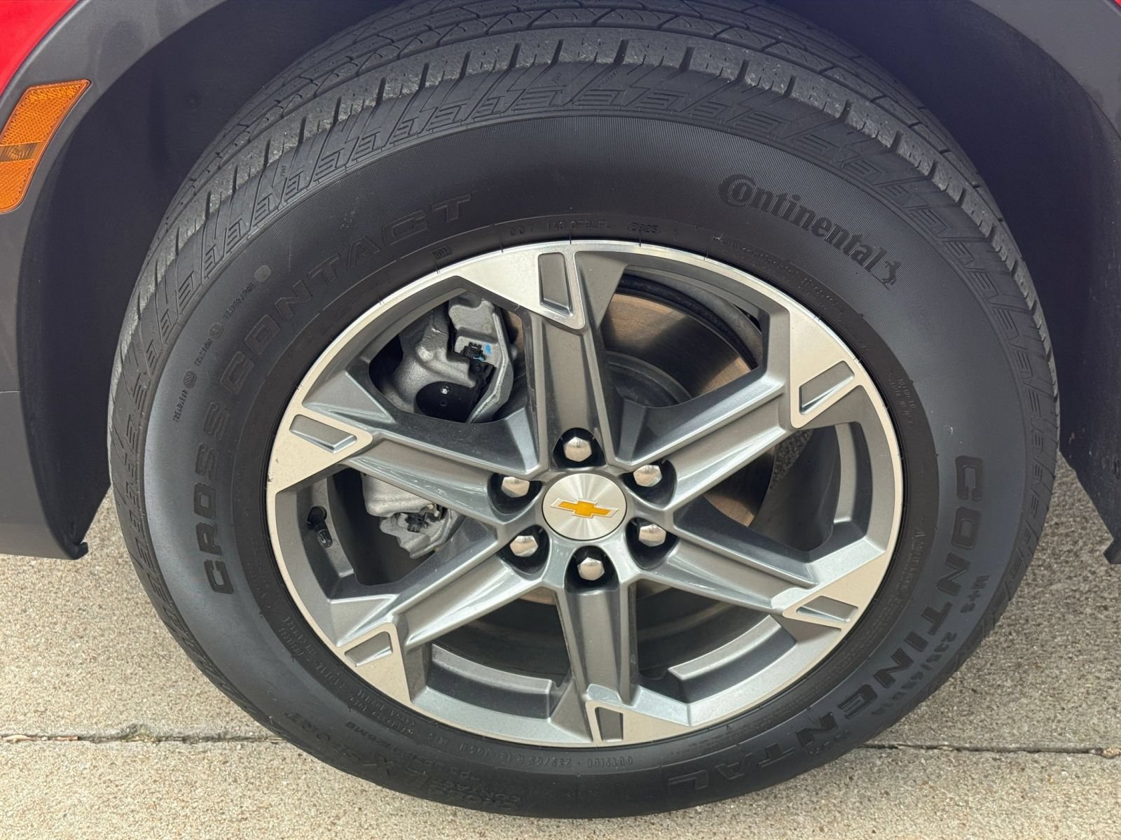 Used 2025 Chevrolet Blazer LT FWD image 32