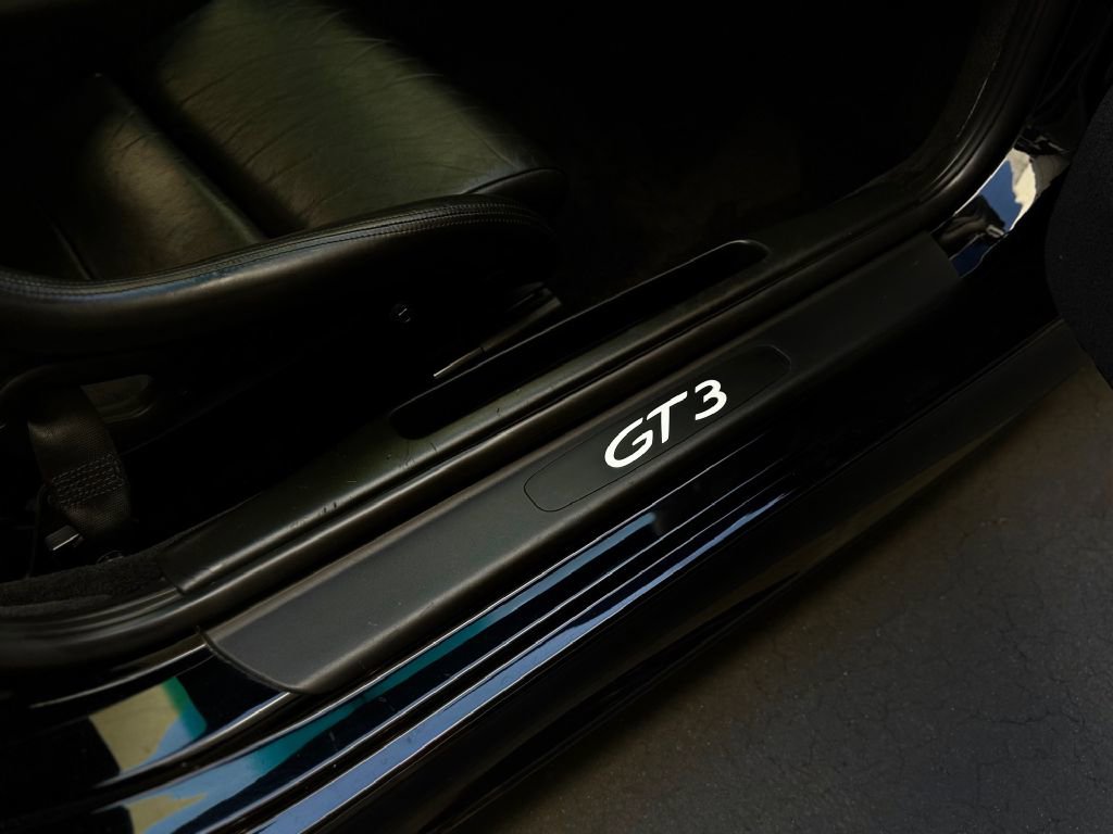 Used 2004 Porsche 911 GT3 RWD image 68