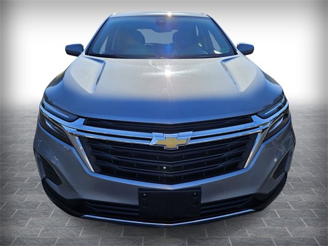 Used 2023 Chevrolet Equinox LT image 2